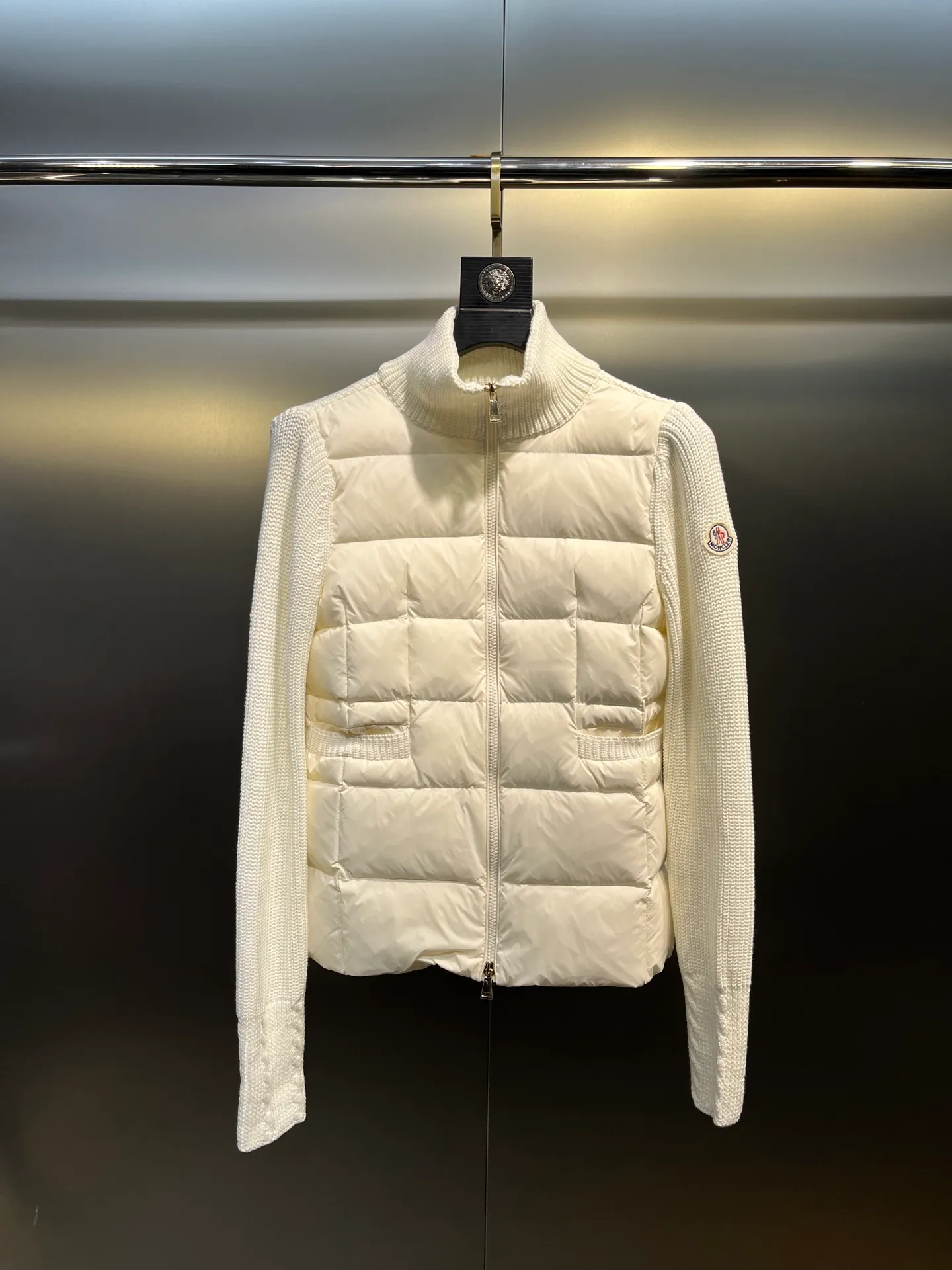moncler 🌟 25 New Arrival 90 䄂 logo size：s-xl